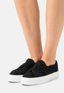 Anna Field Półbuty Wsuwane - Black