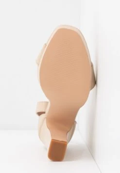 Anna Field Sandały - Offwhite -Anna Field 600db9ee96084b29ad5fbfa57a238af6