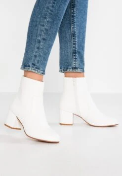 Anna Field 52 Anna Field Ankle Boot - White
