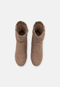 Anna Field WINTER BOOT - Botki Na Koturnie - Taupe -Anna Field c19865a230df4857a80dfad1dea5855a